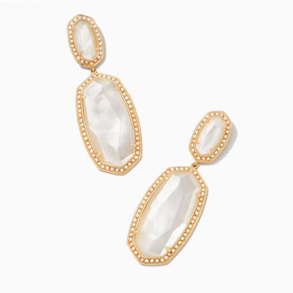 Kendra Scott Jewelry - Kendra Scott Pearl Beaded Elle Gold Statement Earrings